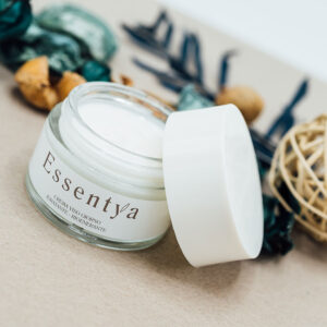 crema viso Essentya